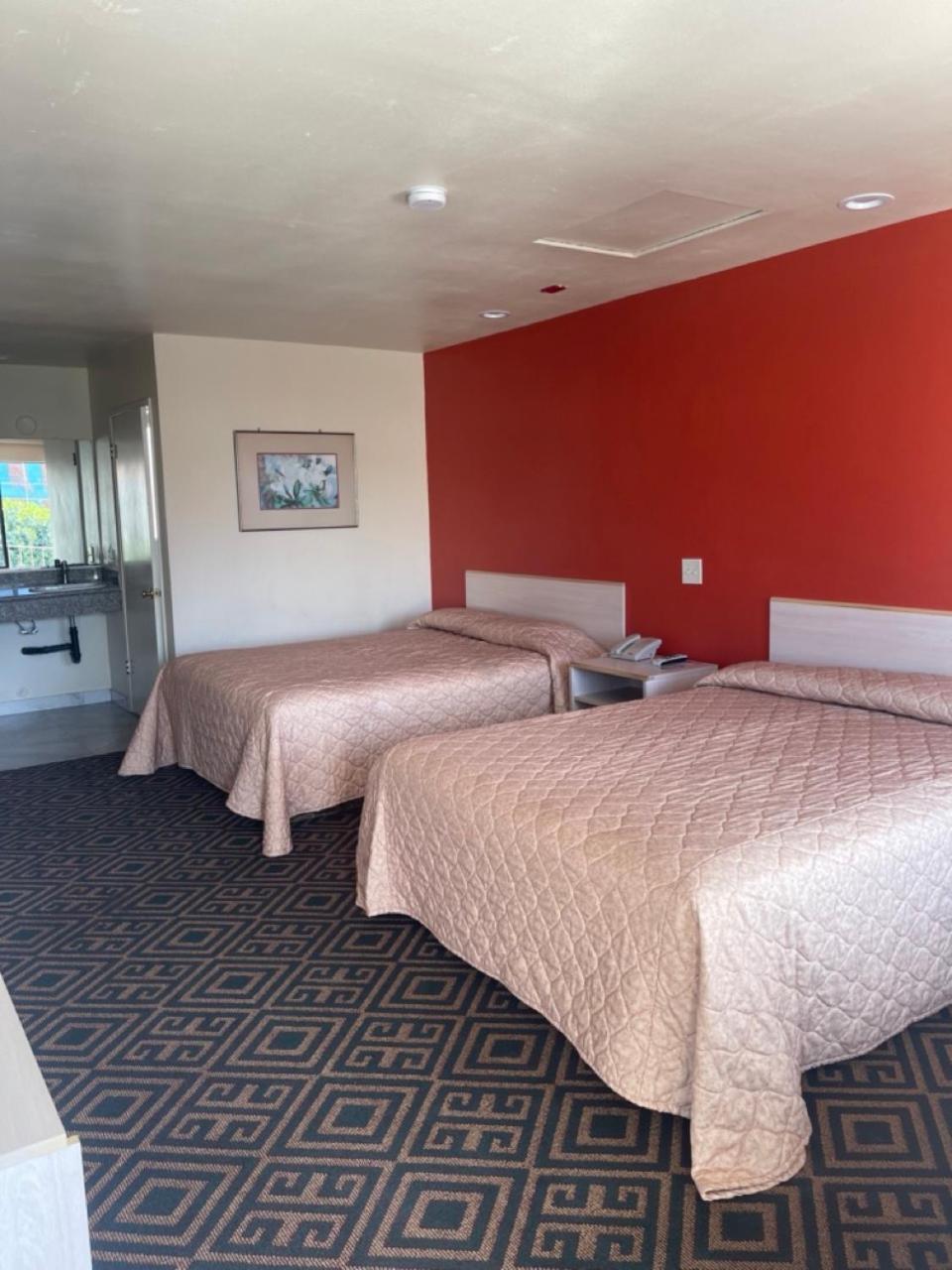 Star Lodge Motel-Oceanside Виста Экстерьер фото